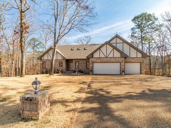 23 Darro Way , Hot Springs Village, AR 71909