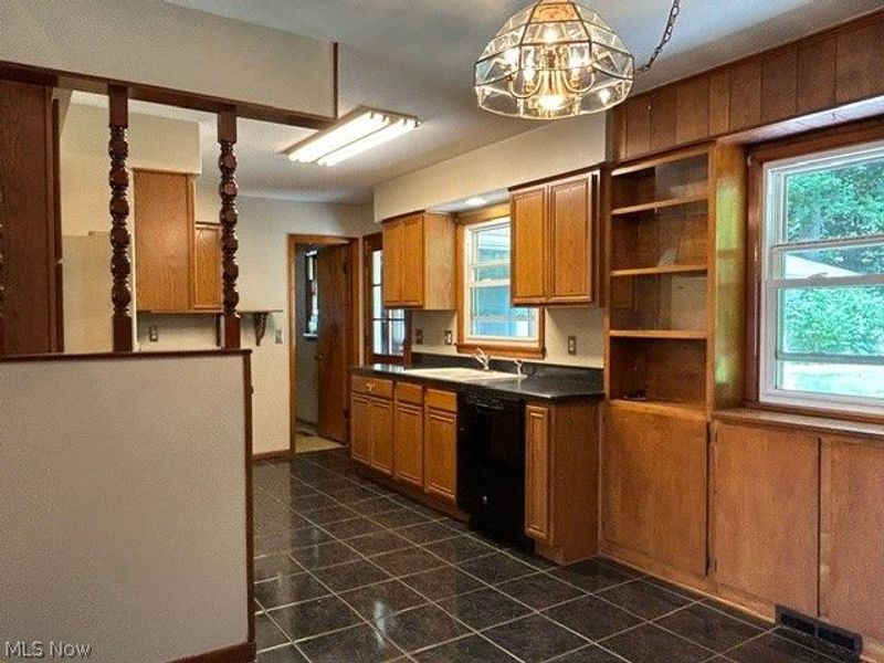 433 Fairgrounds Road, Painesville Township, OH 44077 Photo 14