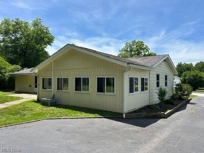 433 Fairgrounds Road, Painesville Township, OH 44077 Photo 5