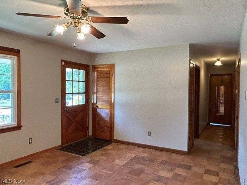433 Fairgrounds Road, Painesville Township, OH 44077 Photo 9