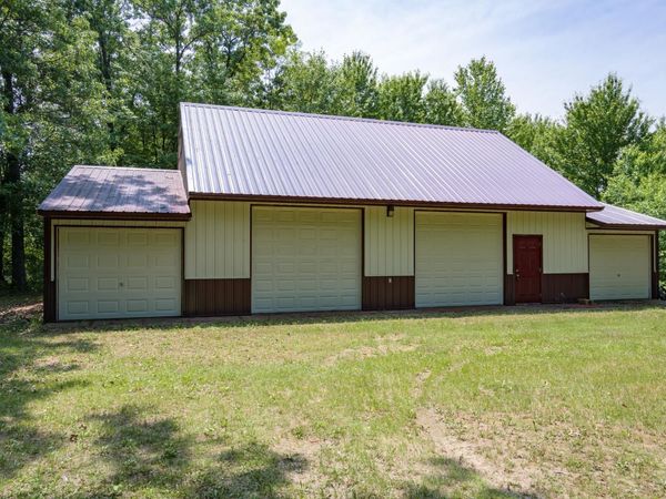 N2592 County Road HH, Lyndon Station, WI 53944