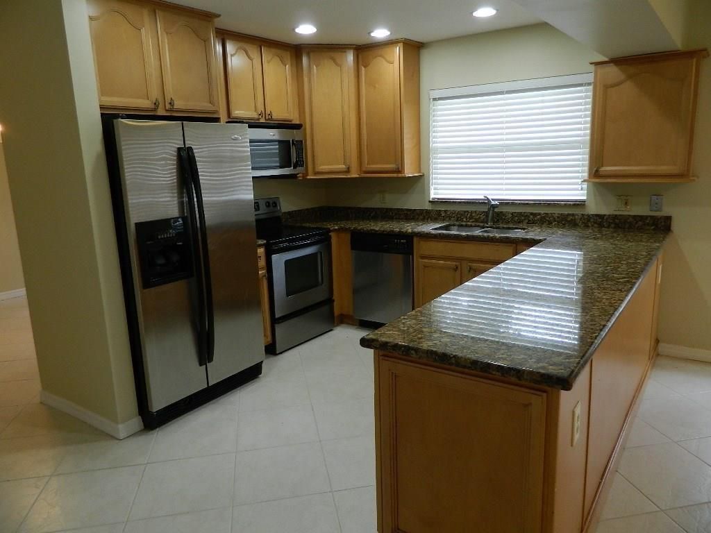 4002 NW 73rd Avenue, Coral Springs, FL 33065 Photo