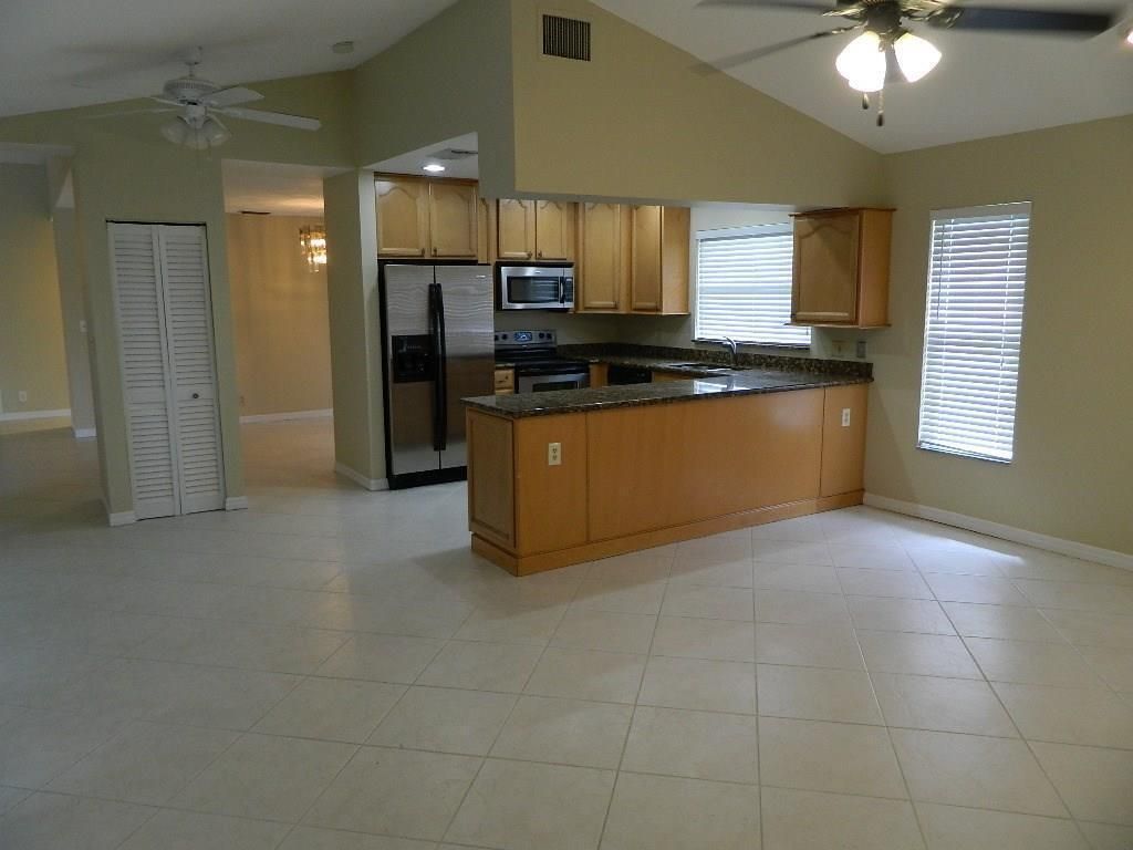 4002 NW 73rd Avenue, Coral Springs, FL 33065 Photo