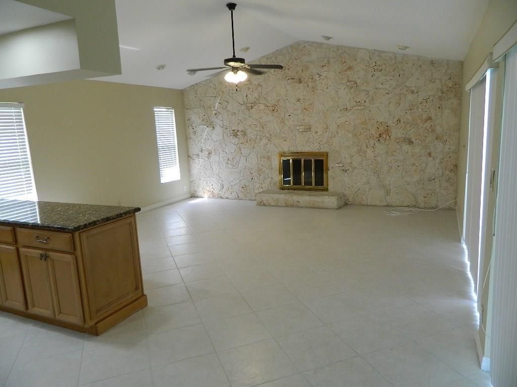 4002 NW 73rd Avenue, Coral Springs, FL 33065 Photo