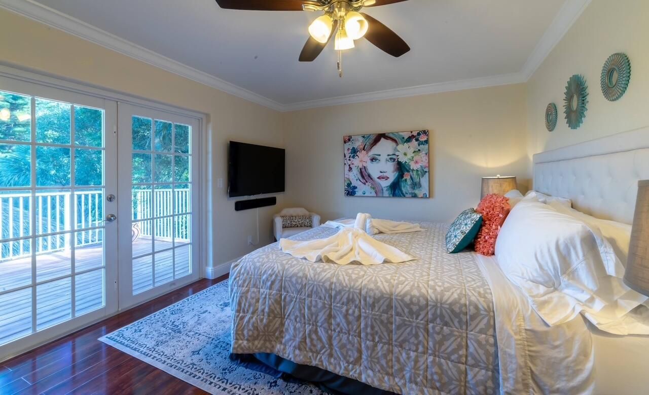 6850 Eastview Drive, Lake Worth, FL 33462 Photo