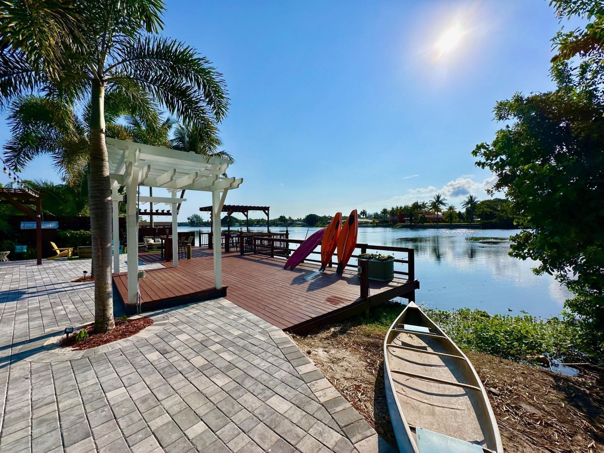 6850 Eastview Drive, Lake Worth, FL 33462 Photo