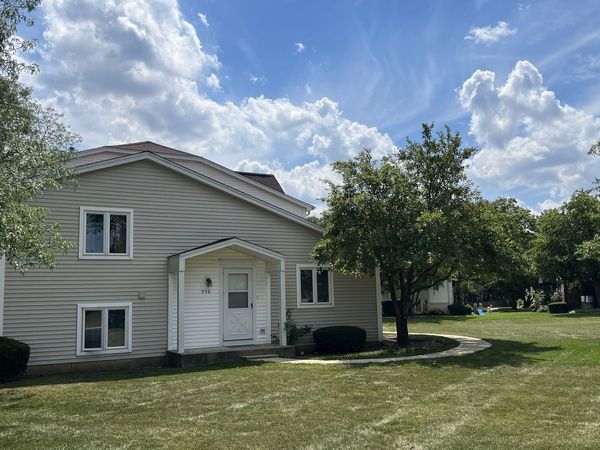 950 Inverrary Lane , Unit 950, Deerfield, IL 60015