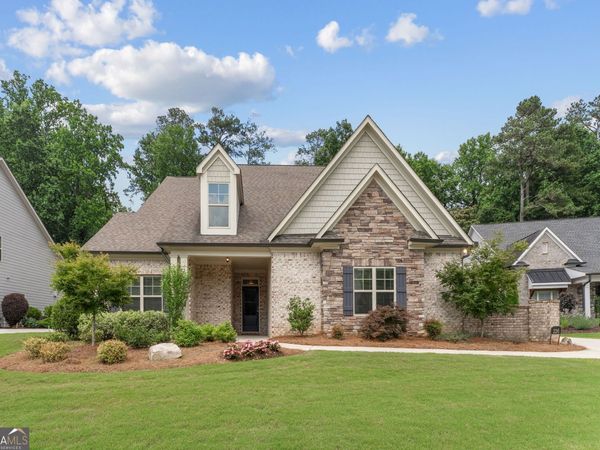 226 Sweetbriar Club Drive, Woodstock, GA 30188