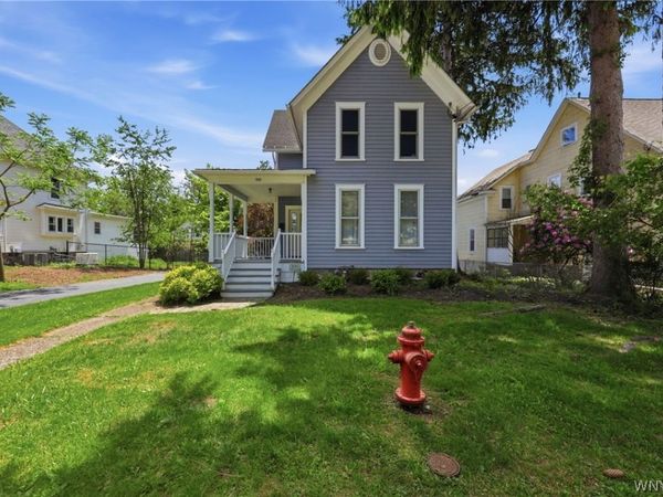 691 Oakwood Avenue , East Aurora, NY 14052