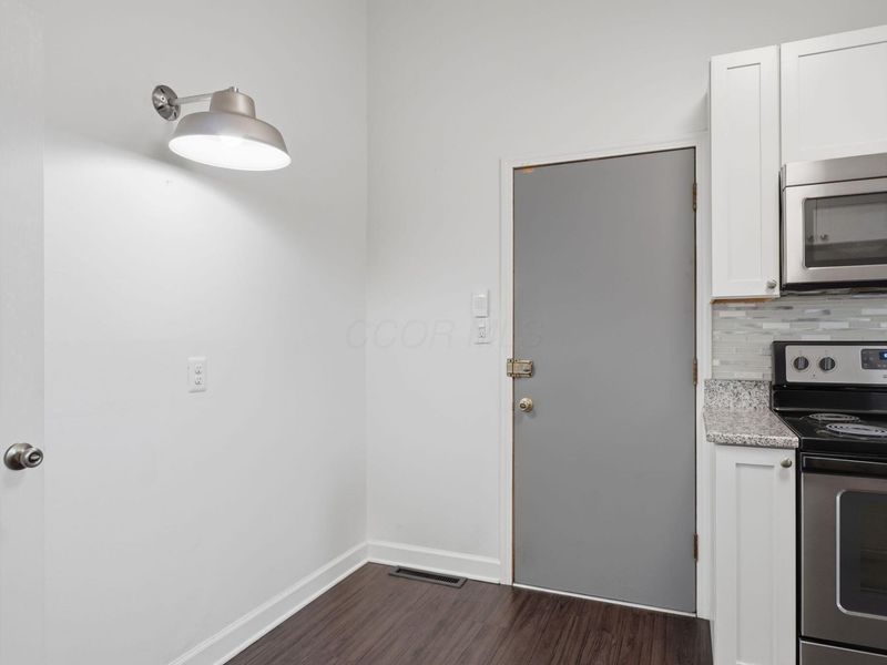 1530 Garywood Avenue , Columbus, OH 43227 Photo 9