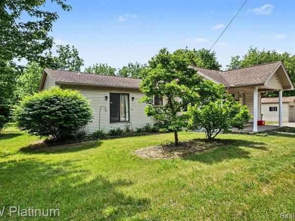 34926 Ridge Road , Richmond, MI 48062