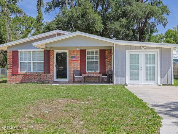 1014 WALNUT Street, Green Cove Springs, FL 32043