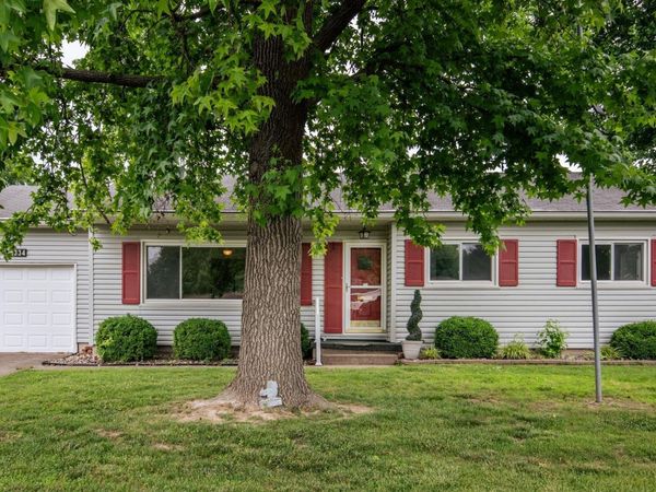 334 PARK Lane, Herrin, IL 62948