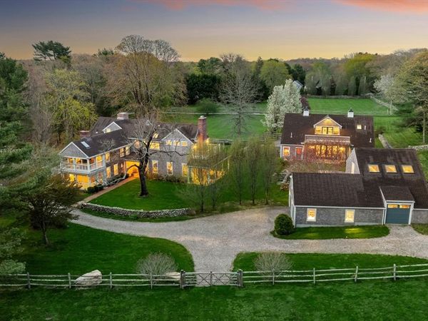 111 Slades Corner Road, Dartmouth, MA 02748