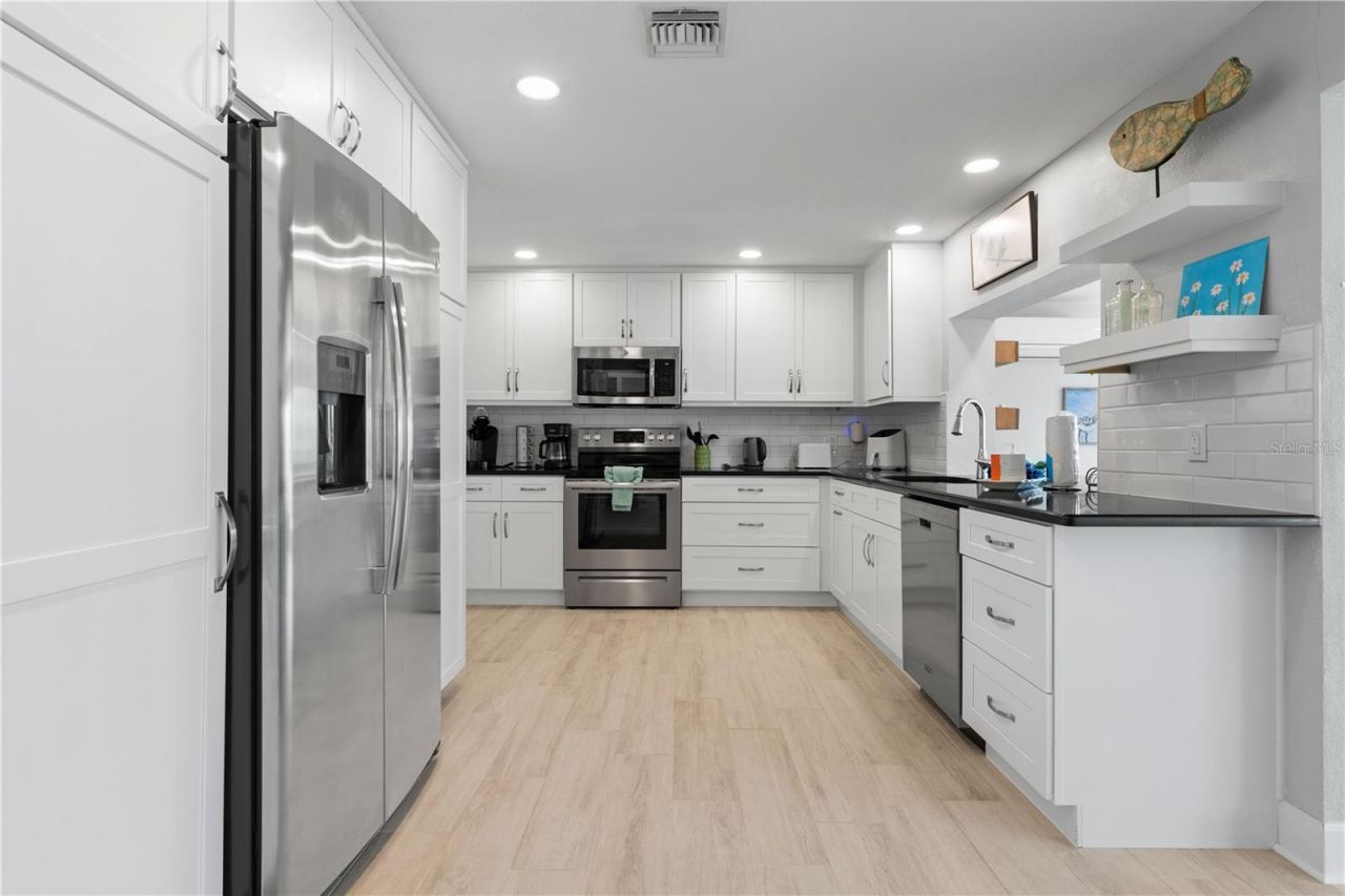 2211 Palm Tree Drive , Punta Gorda, FL 33950 Photo