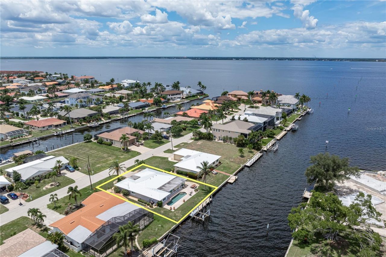 2211 Palm Tree Drive , Punta Gorda, FL 33950 Photo
