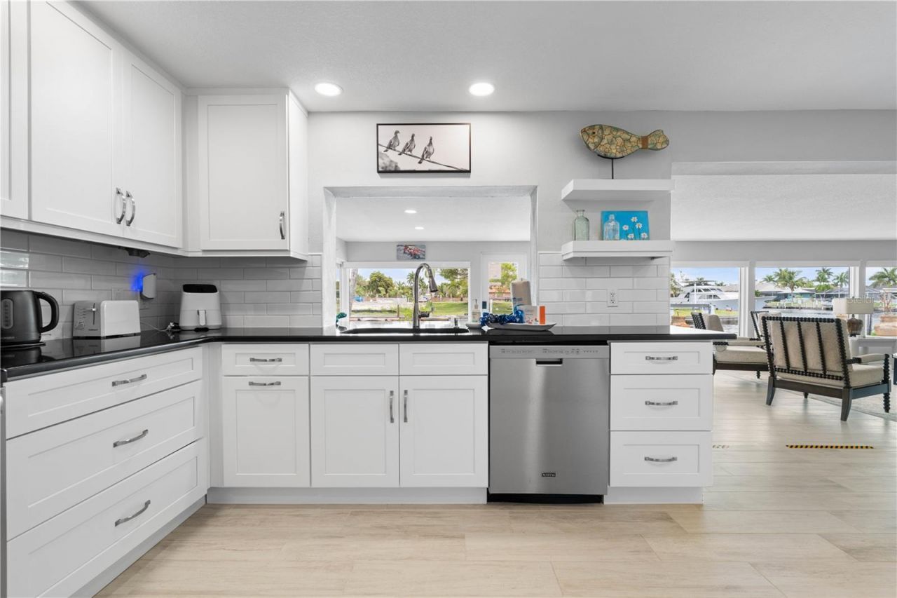 2211 Palm Tree Drive , Punta Gorda, FL 33950 Photo