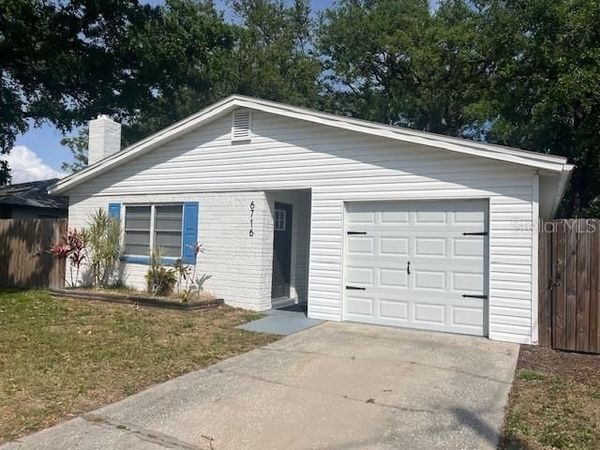 6716 S DAUPHIN AVENUE , TAMPA, FL 33611