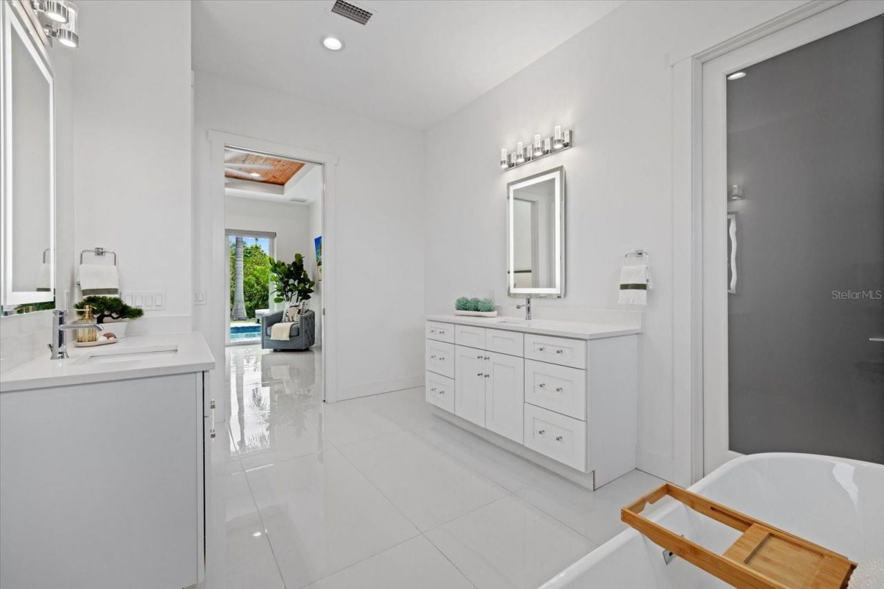 811 30th Court E, Bradenton, FL 34208 Photo