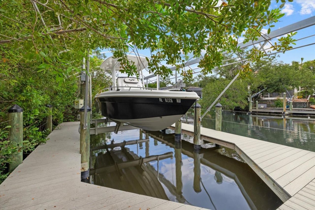 811 30th Court E, Bradenton, FL 34208 Photo