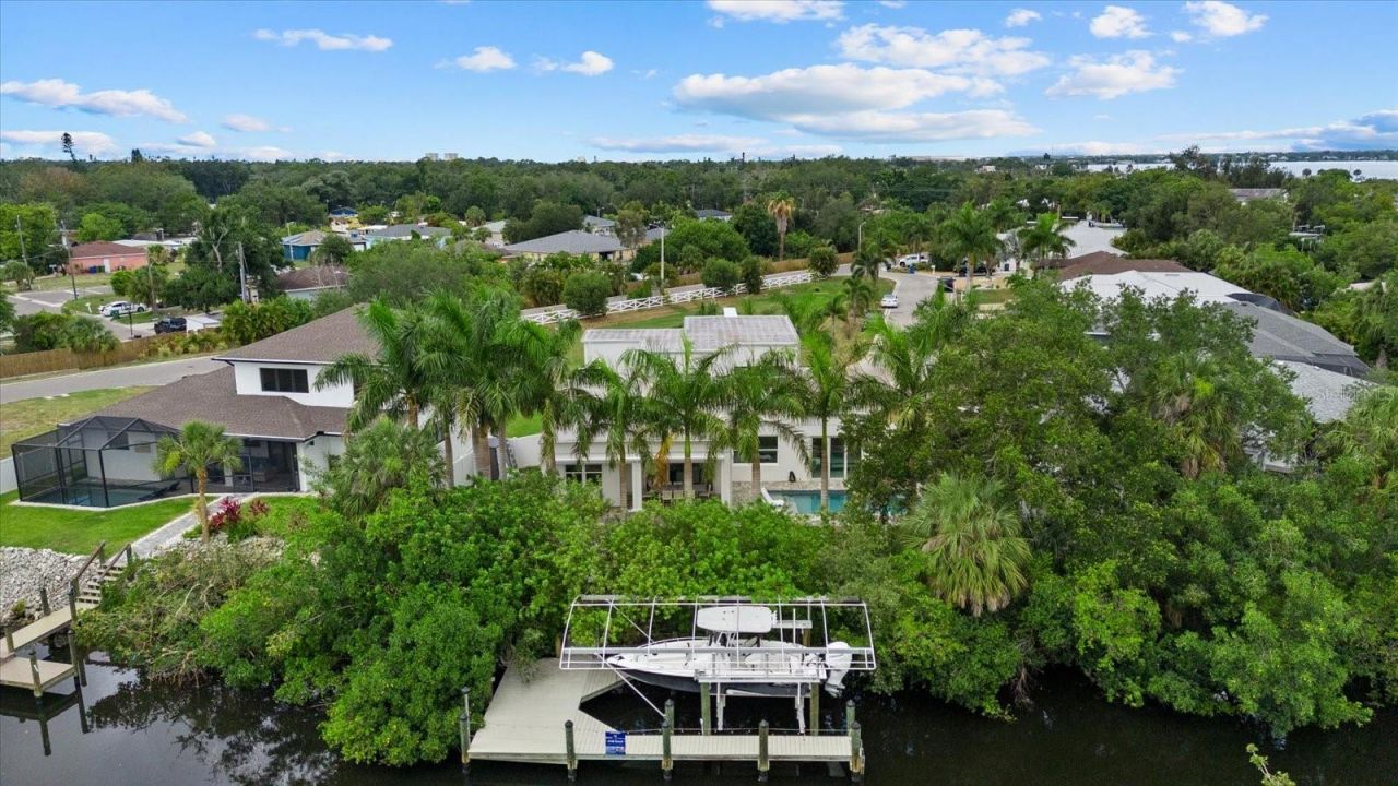 811 30th Court E, Bradenton, FL 34208 Photo