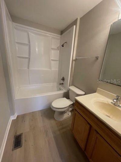 4617 Ashburn Square Drive , Tampa, FL 33610 Photo