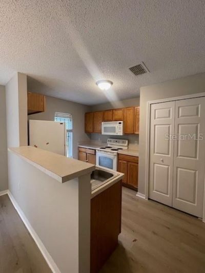 4617 Ashburn Square Drive , Tampa, FL 33610 Photo