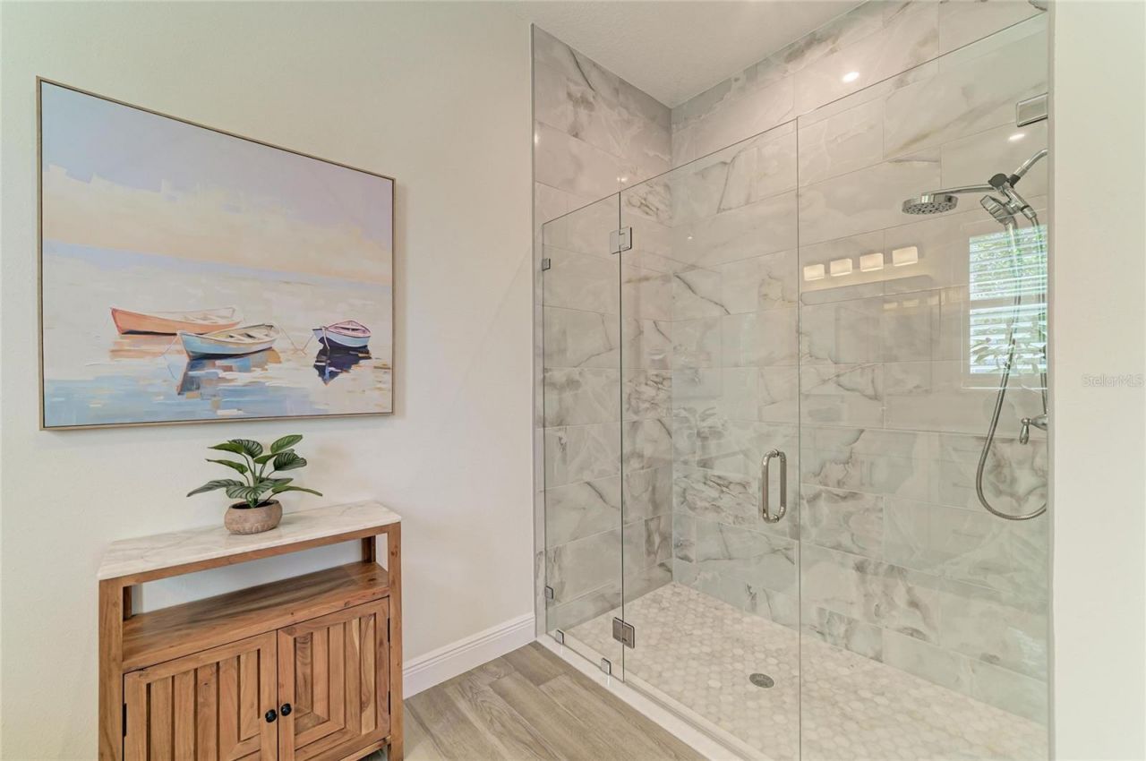 8533 Beechlake Court , Sarasota, FL 34240 Photo