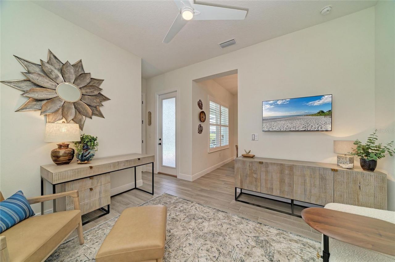 8533 Beechlake Court , Sarasota, FL 34240 Photo