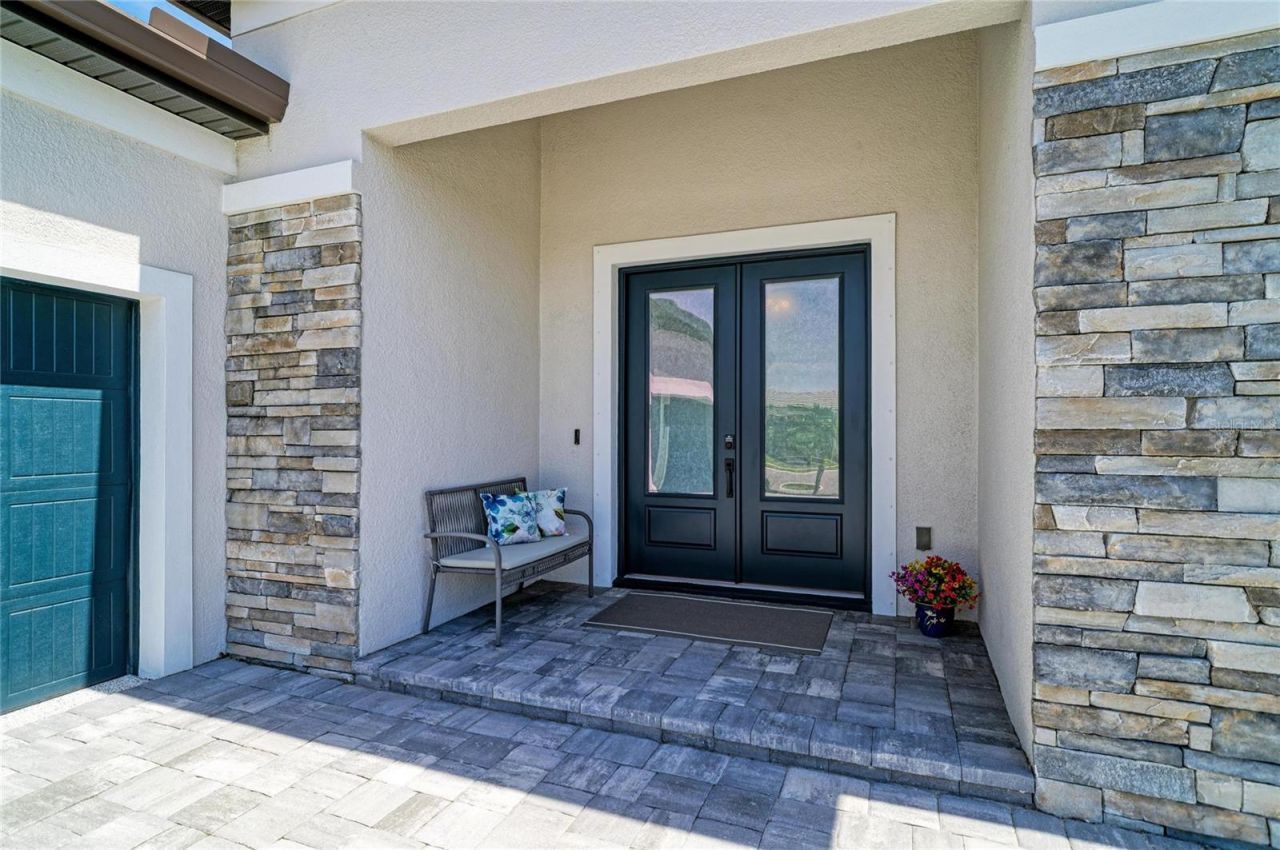 8533 Beechlake Court , Sarasota, FL 34240 Photo