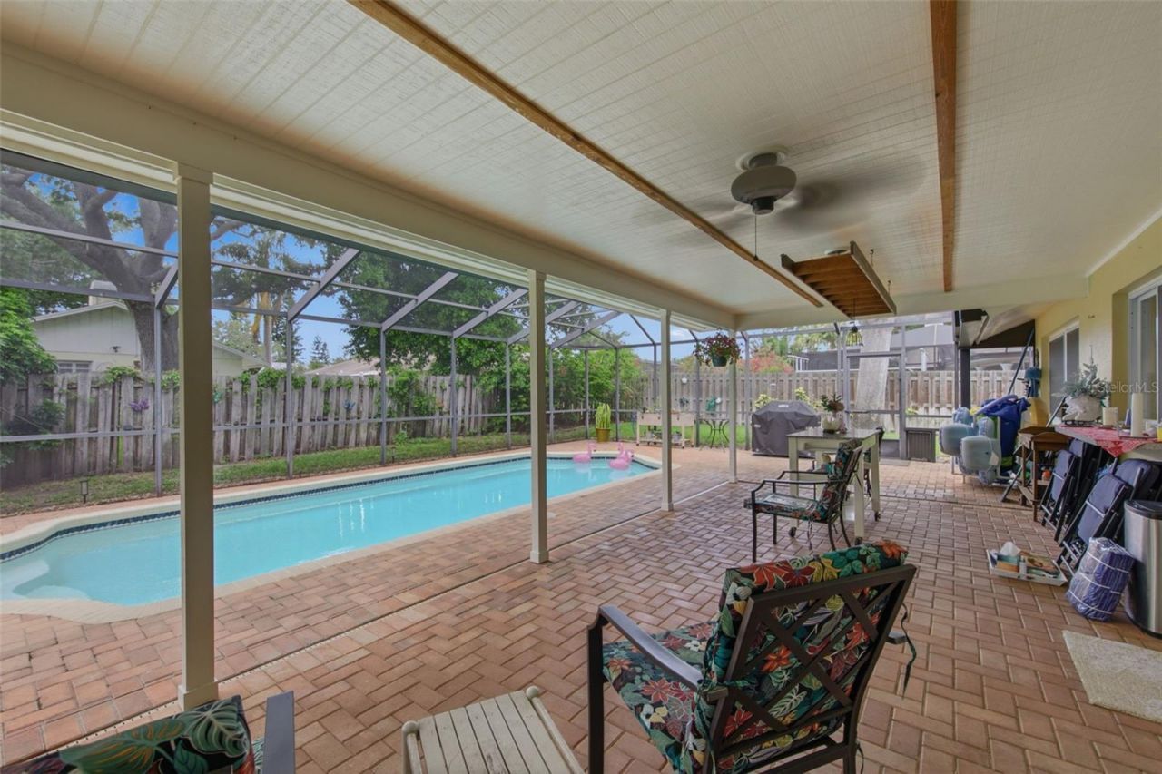 709 Grovewood Lane, Largo, FL 33770 Photo