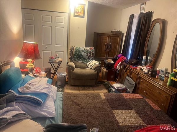 2580 Morningside Drive, Florissant, MO 63031