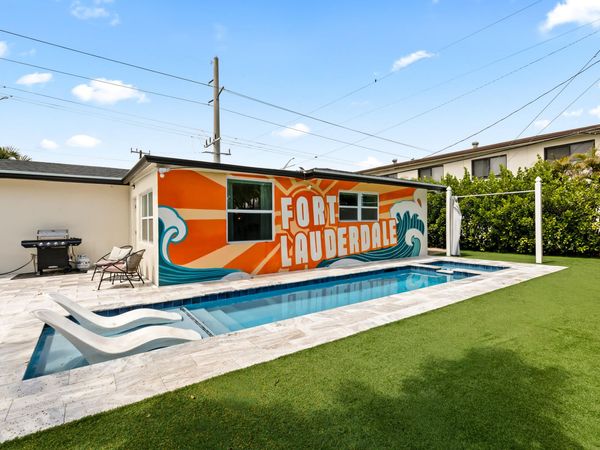 5530 NE 18th Avenue, Fort Lauderdale, FL 33334