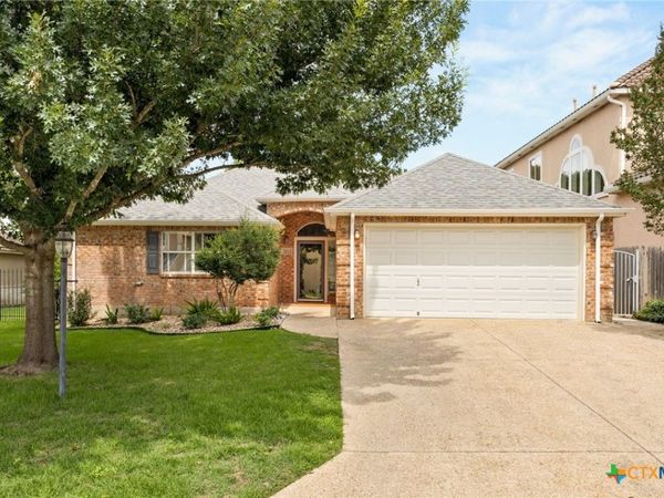 2832 Meadow Breeze , New Braunfels, TX 78132