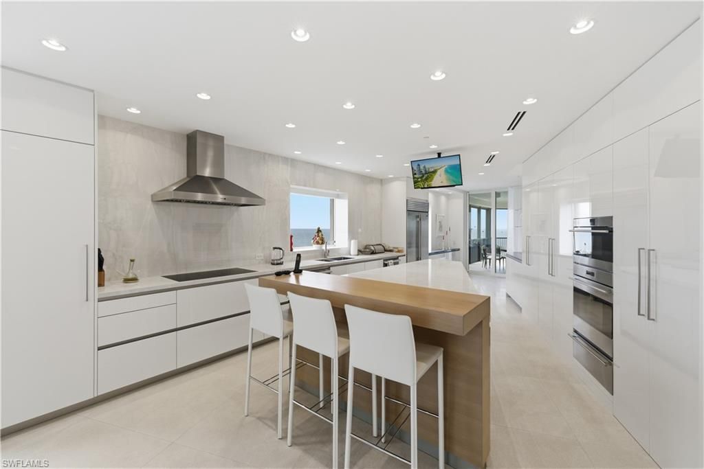 8665 Bay Colony Dr, Unit 2001, Naples, FL 34108 Photo