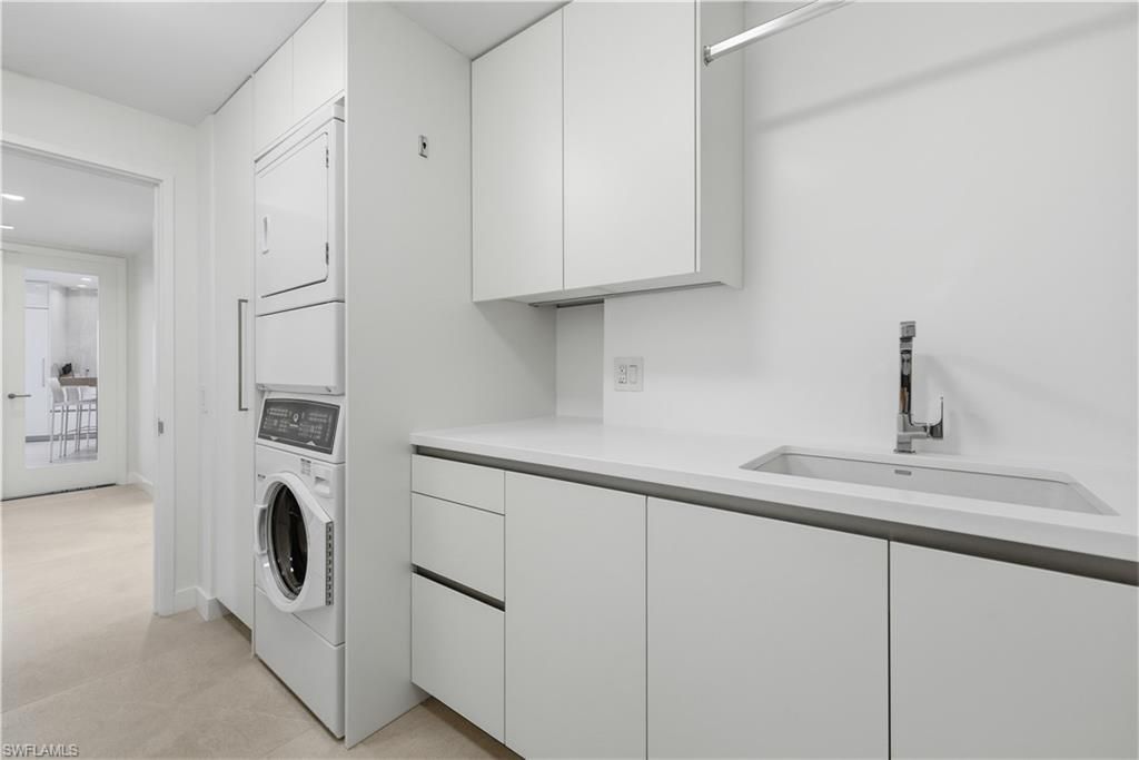 8665 Bay Colony Dr, Unit 2001, Naples, FL 34108 Photo