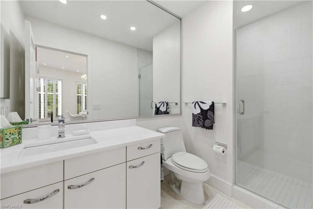 8665 Bay Colony Dr, Unit 2001, Naples, FL 34108 Photo