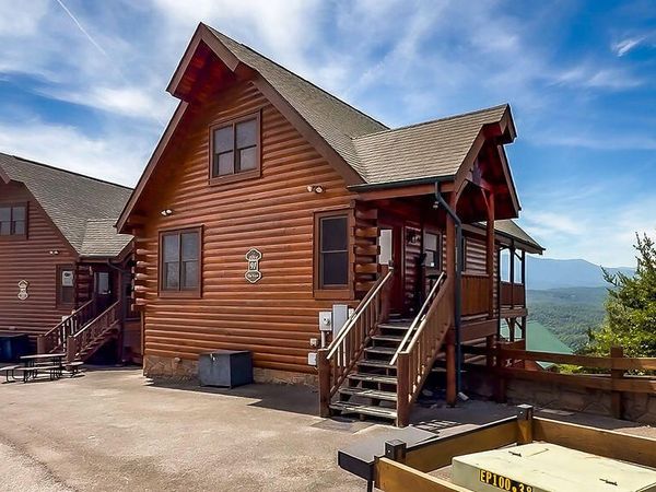 2214 Towering Hemlock Drive, Sevierville, TN 37876