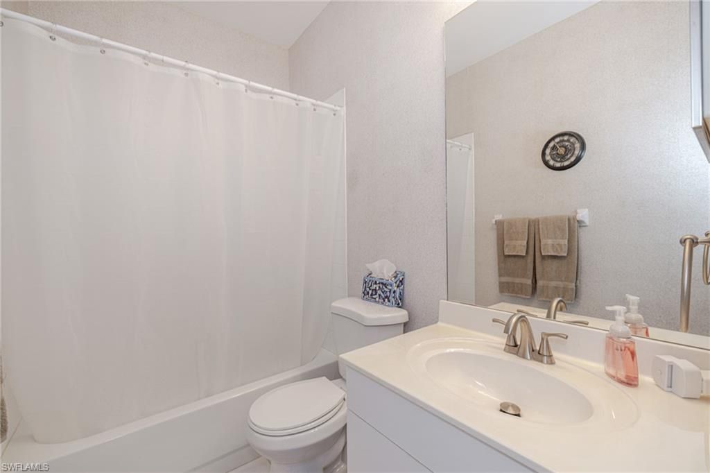 200 Vintage Cir , Unit 103, Naples, FL 34119 Photo