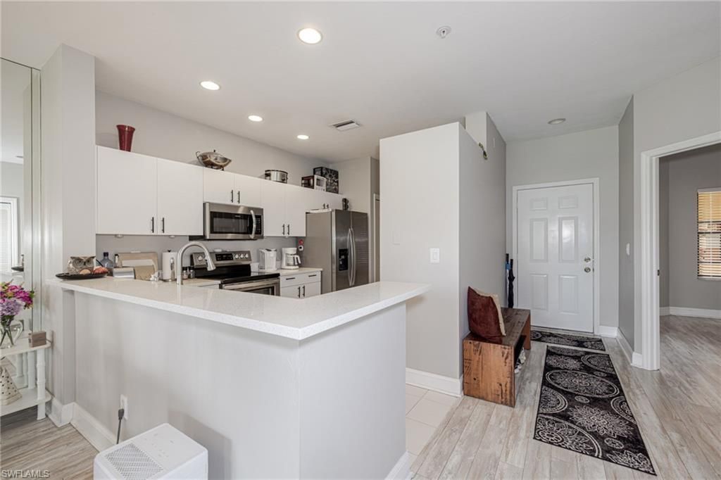 200 Vintage Cir , Unit 103, Naples, FL 34119 Photo