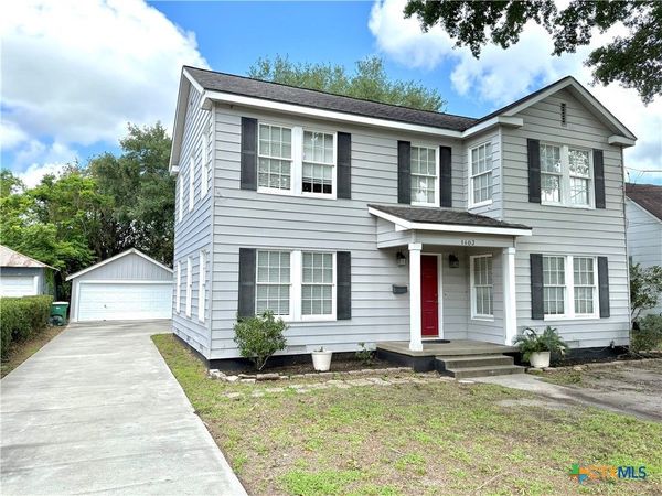 1403 N Bridge Street , Victoria, TX 77901