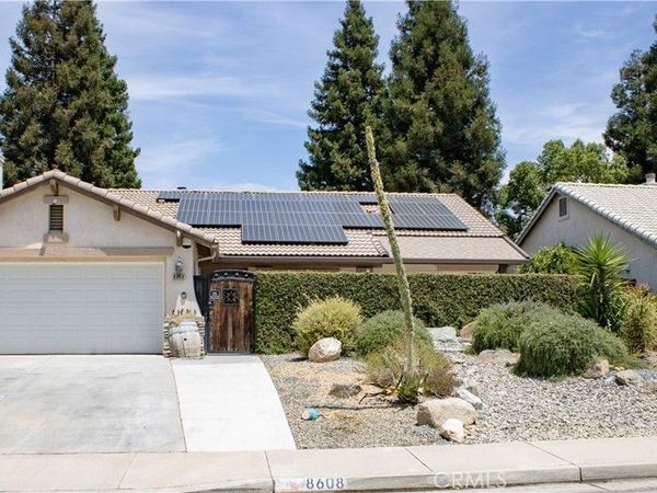 8608 Spanish Bay Drive, Bakersfield, CA 93312
