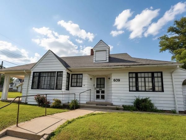 609 Dubois Street , Lawrenceville, IL 62439