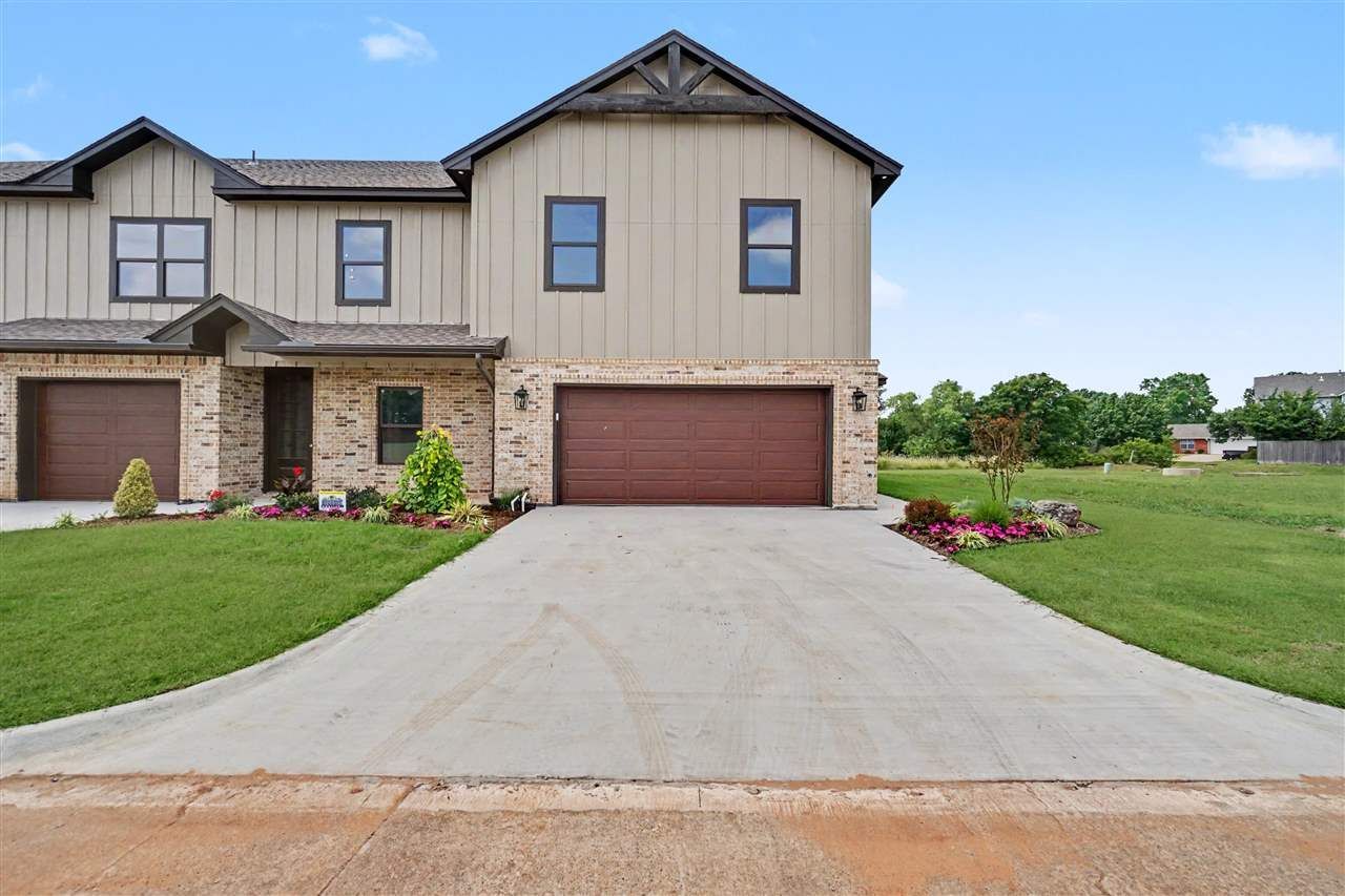 6720 Willow Wood Loop, Lawton, OK 73505 Main Photo