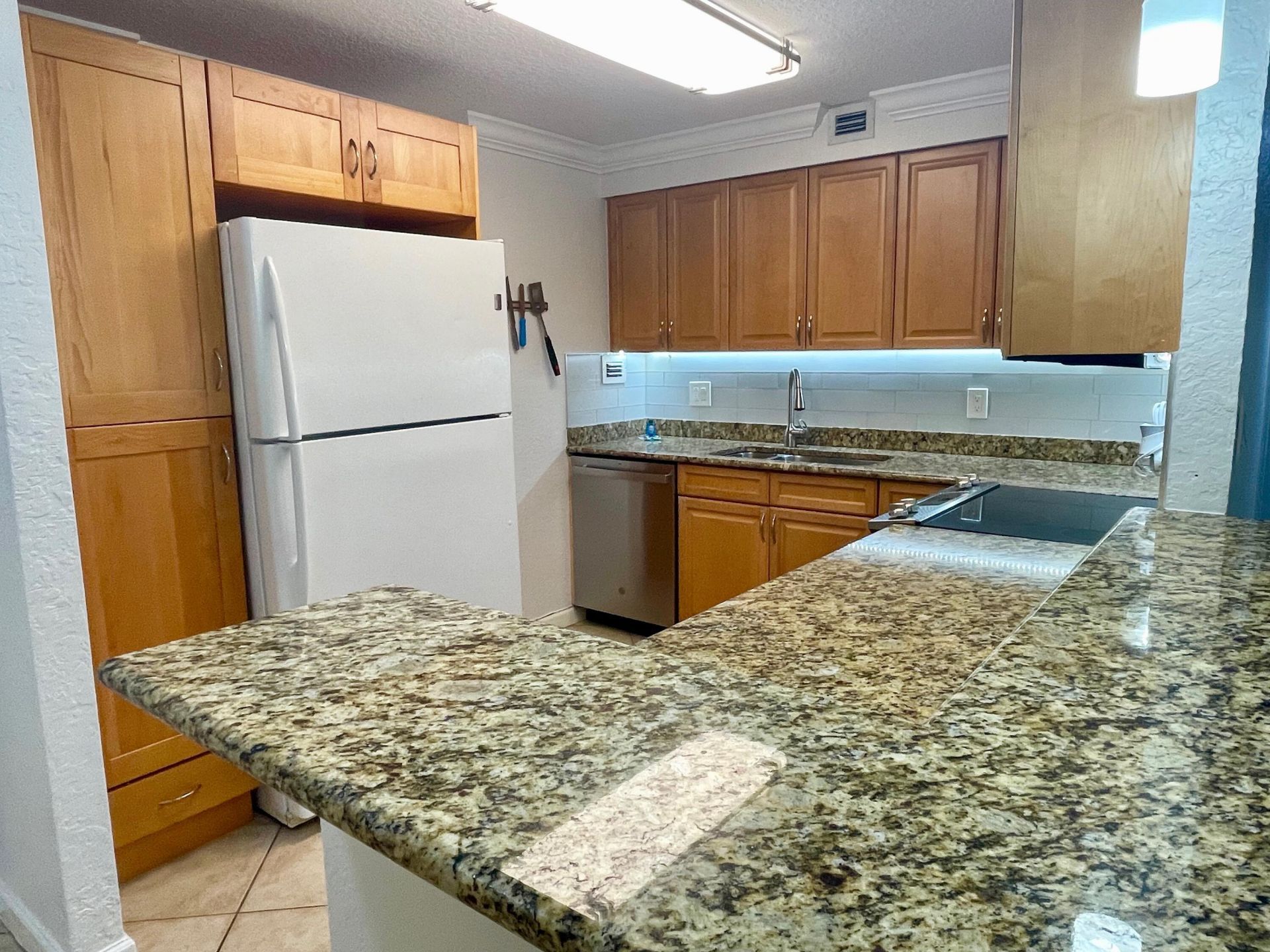 1000 Spanish River Road, Unit 2n, Boca Raton, FL 33432 Photo