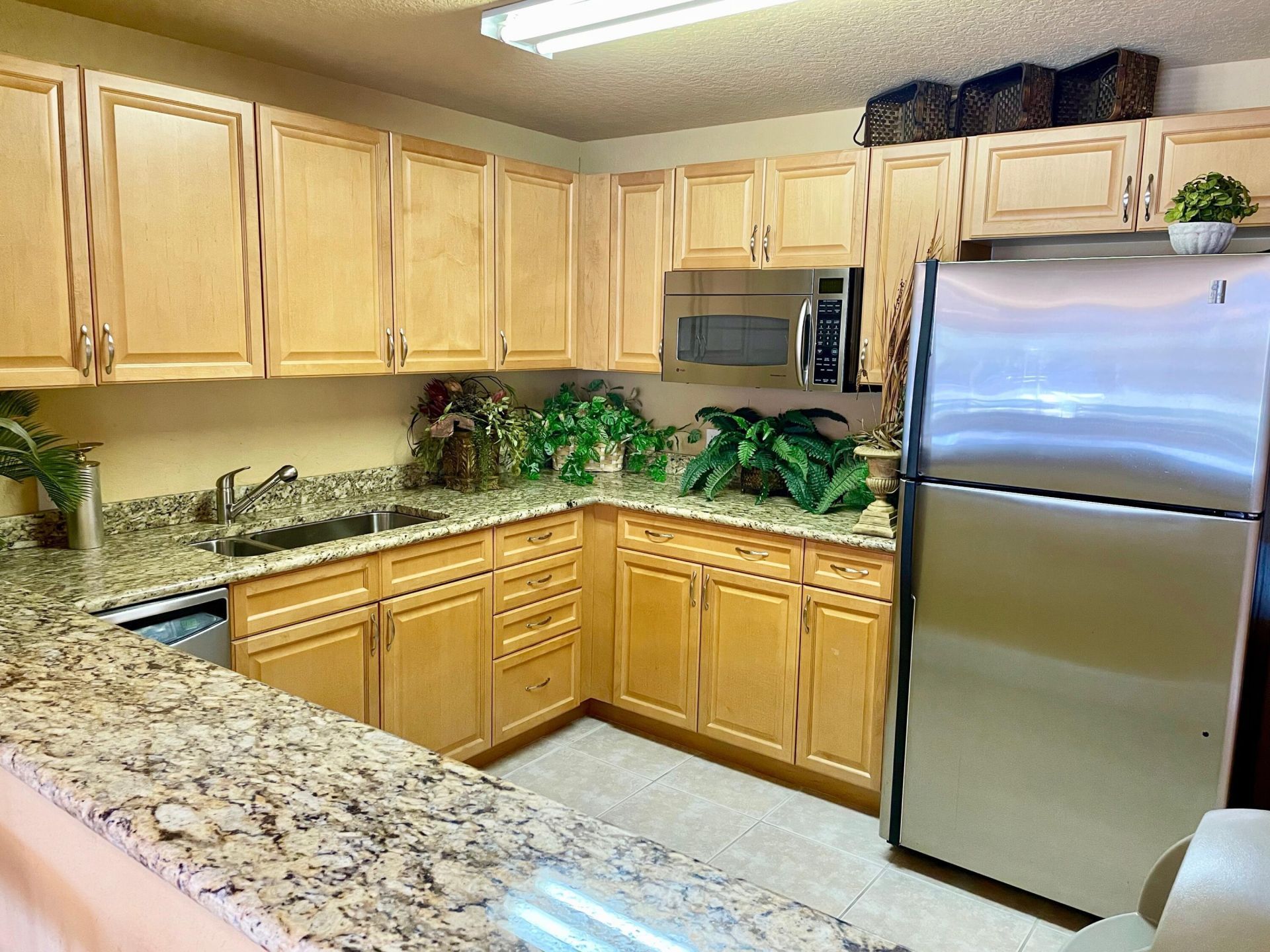 1000 Spanish River Road, Unit 2n, Boca Raton, FL 33432 Photo