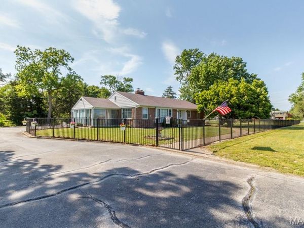 837 NORTH HIGHWAY 5 , Lebanon, MO 65536