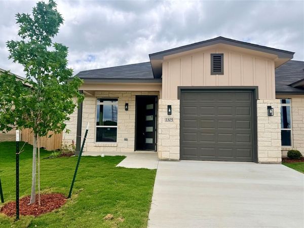 1305 Lone Pine Way, Killeen, TX 76543