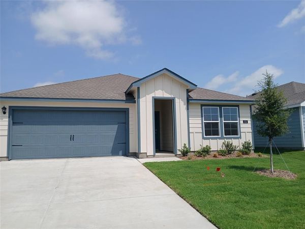 312 Whispering Pine Drive, Royse City, TX 75189