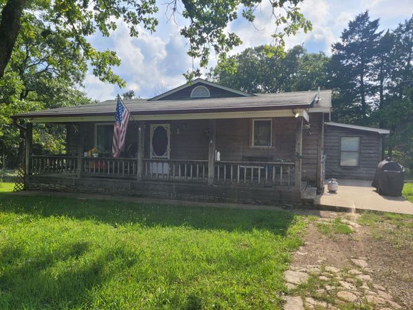 2017 County Road 342 , Caulfield, MO 65626